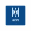 Blå och vit hisskylt med piktogram av två personer i en hiss med upp- och nedåtpilar ovanför och under symbolen, texten hiss står under symbolen och punktskrift längst ned