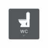Charcoalgrå och vit toalett­skylt med piktogram av en toalettstol, texten wc står under symbolen och punktskrift längst ned