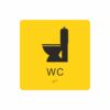 Gul och svart toalett­skylt med piktogram av en toalettstol, texten wc står under symbolen och punktskrift längst ned