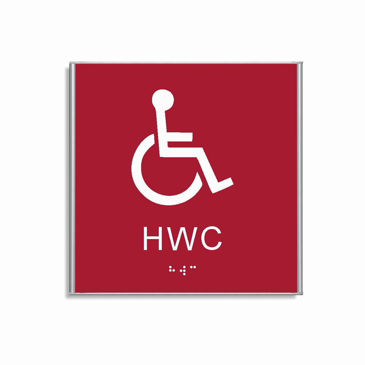 Röd och vit toalett­skylt i storlek 150 x 150 mm med en tunn aluminiumram, med piktogram av en rullstol, texten hwc står under symbolen och punktskrift längst ned