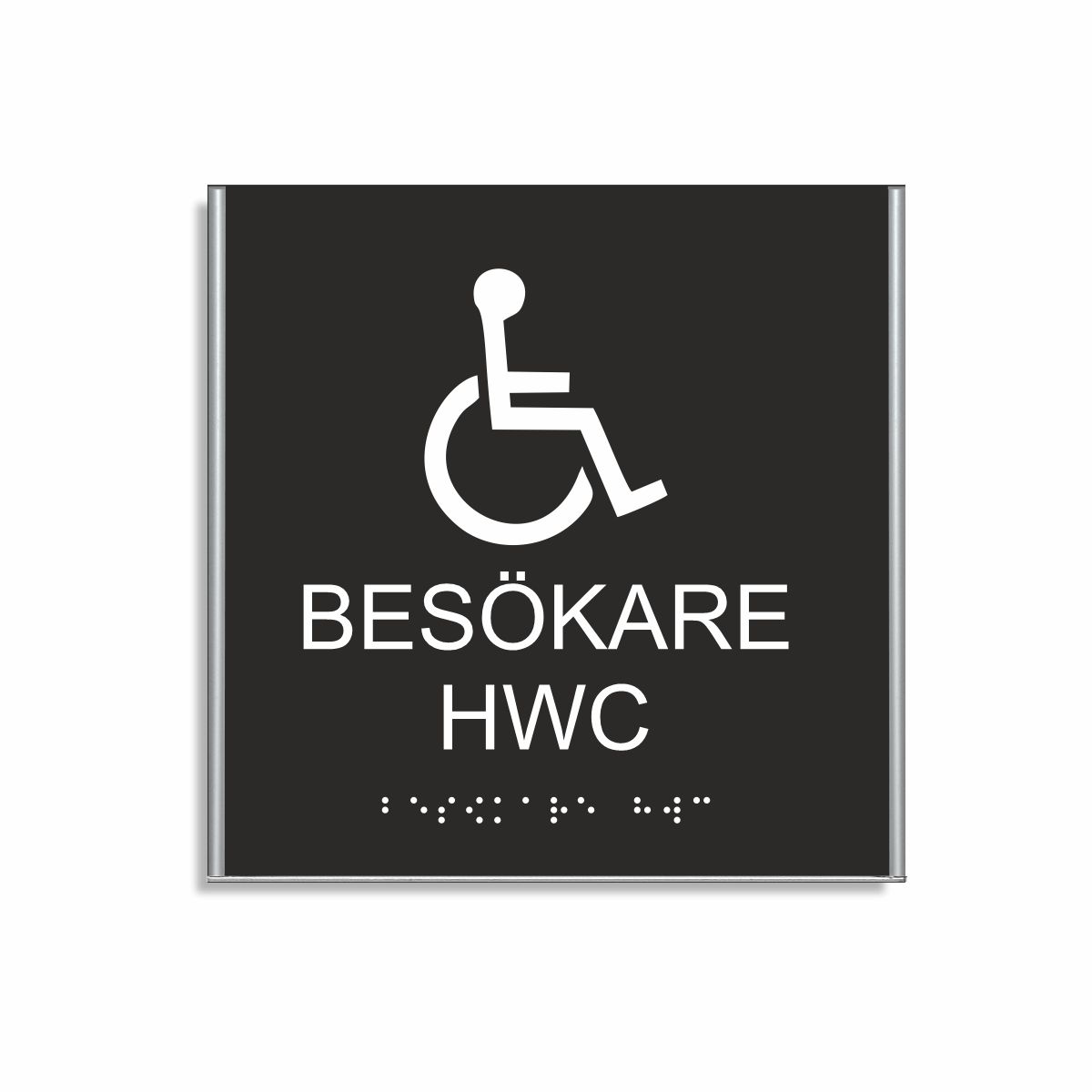 Svart och vit toalettskylt för besökare hwc i storlek 150 x 150 mm med en tunn aluminiumram, med piktogram av en rullstol, texten besökare hwc står under symbolen och punktskrift längst ned
